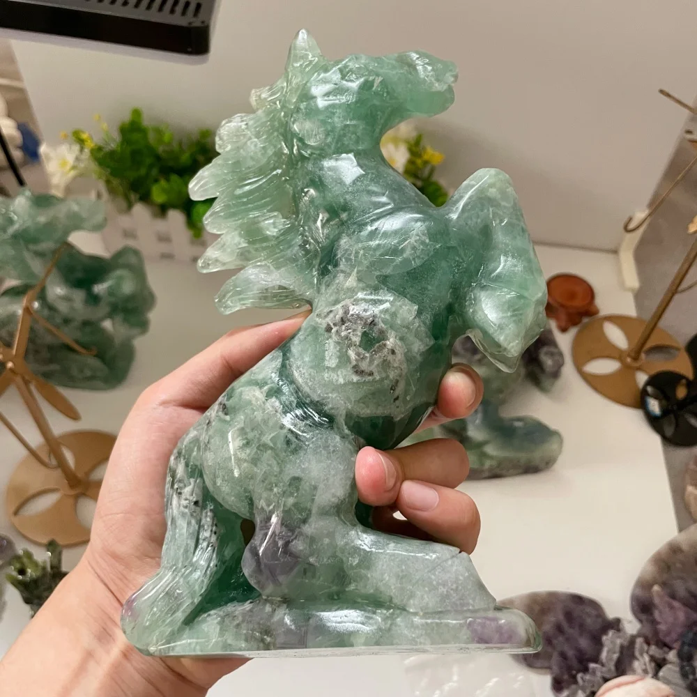 Natural Green Fluorite Horse Animal Quartz Carving Feng Shui Healing Home Decor Lucky Gift Fashion Feng Shui Decoration