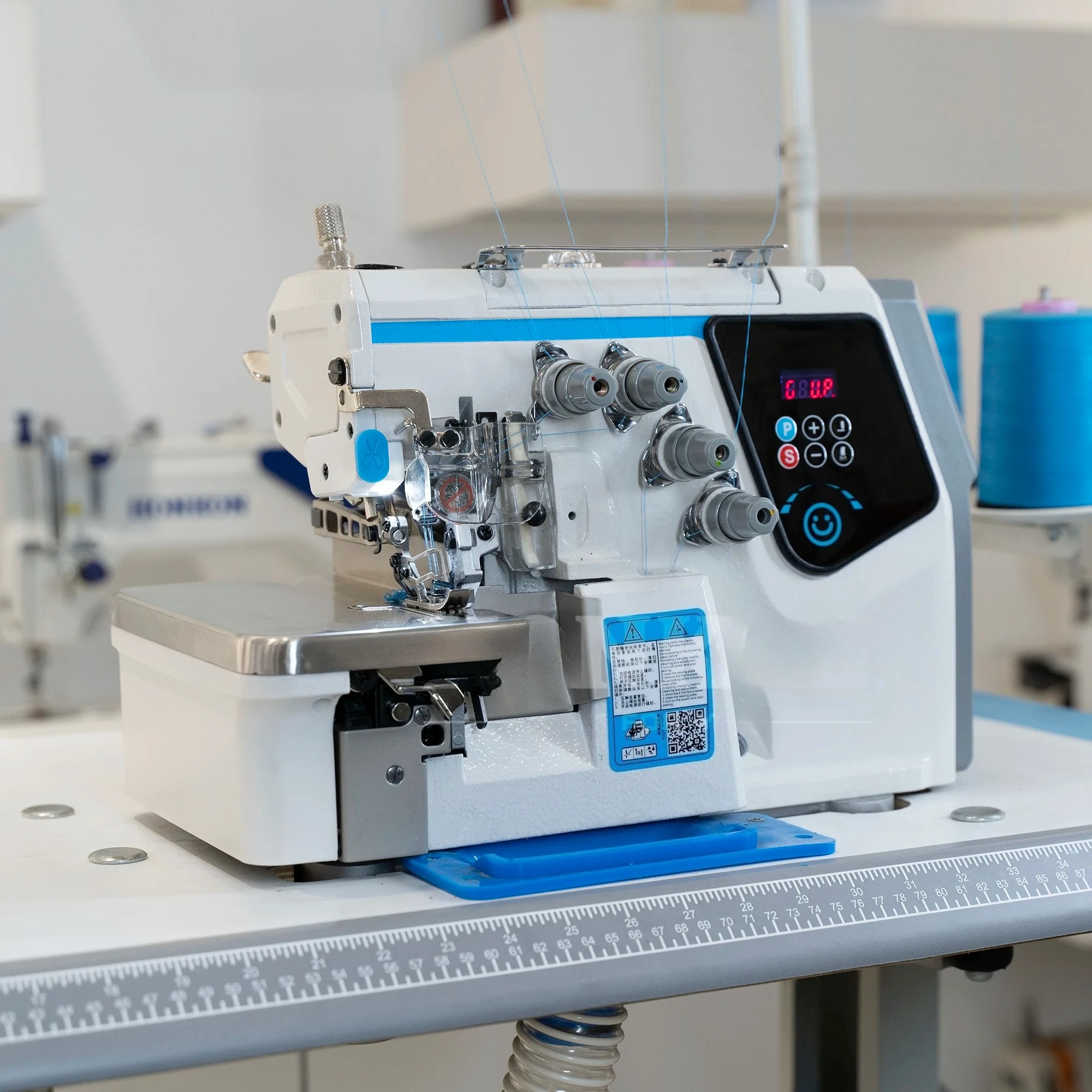 Sewing Machine Energy Saving Low Noise New Design HK-C7-4D  Direct Drive Super High Speed Four Thread Overlock