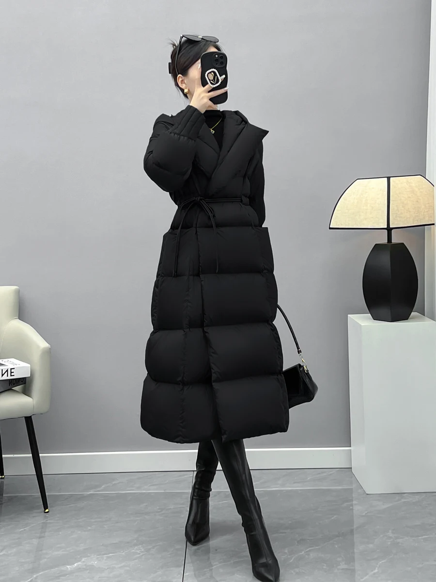 

Thiened Bla Mid-Length Women's down Jaet 2025 New Faionable Du Feather Coat with Belt Winter Warm Casual Sle