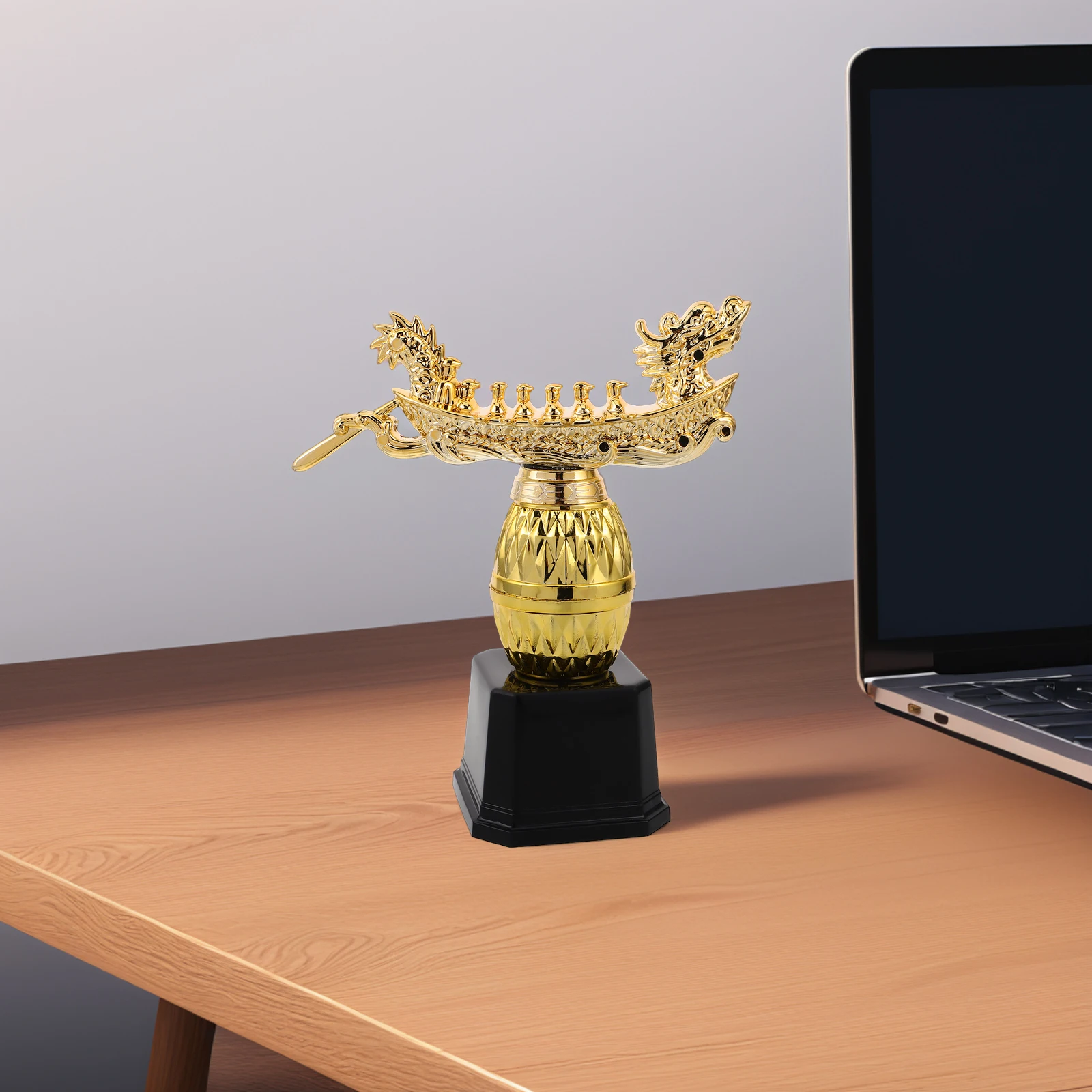 

Plastic Dragon Boat Trophy for Rowing Events Durable Awards Sports Competition Bowling Goat Medal Halloween