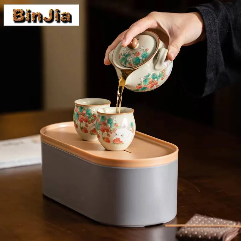 كريم رو فرن الفراولة الأرنب طقم شاي كيت بوتيك كاملة 1 وعاء 2 أكواب Teaware المحمولة التخييم في الهواء الطلق الأسهم حقيبة درينكوير