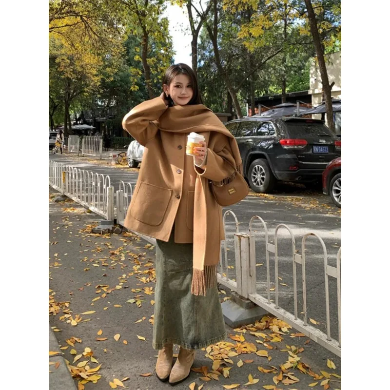 New Color! LUXURY Woolen Coat for Women with High-end Feel, Embroidered Shoulder Scarf, Woolen Woolen Coat, 2024 Autumn/winter