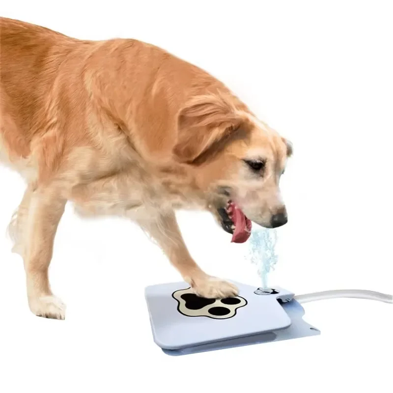 for Pet Durable Outdoor New Inventions Pedal Activated Dog Drinking Fountain Automatic Feeders Water Bottles