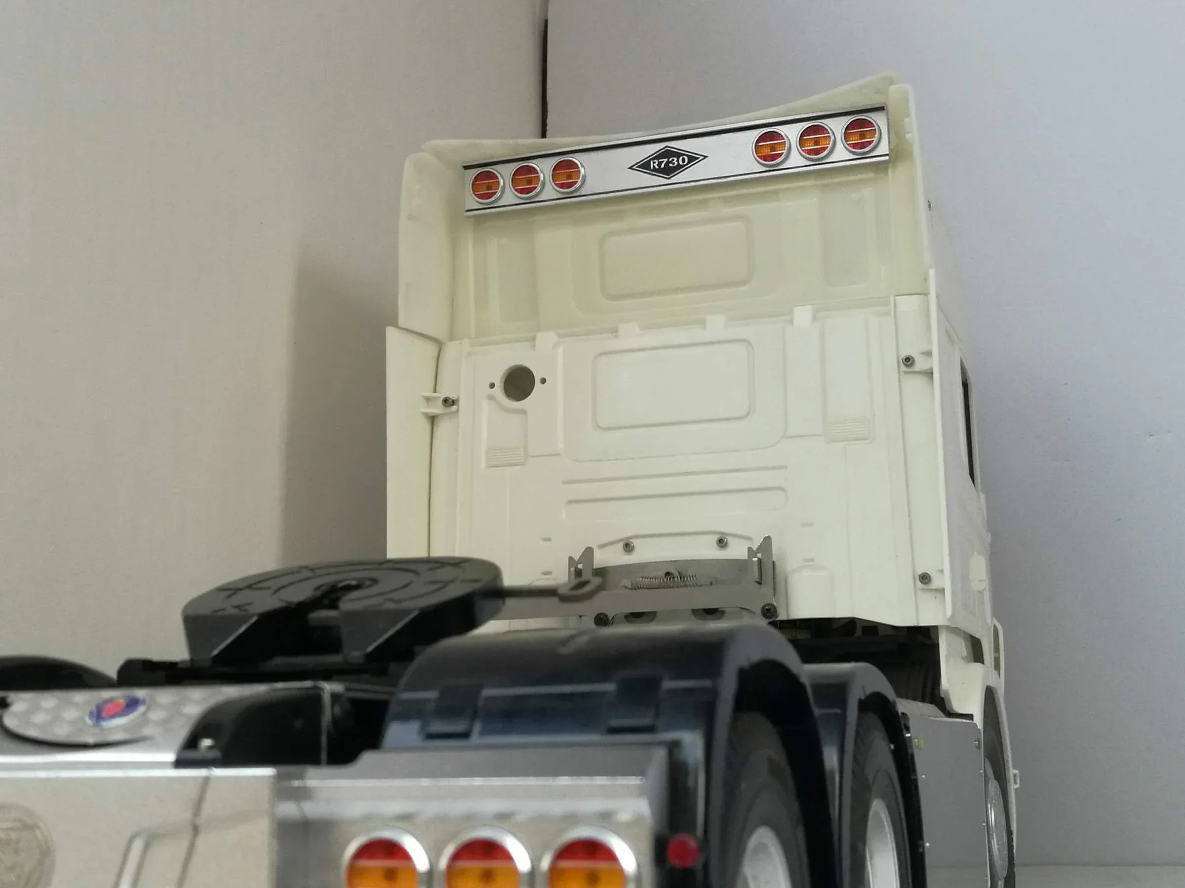 1 stks Metalen Achterlichten LED voor 1/14 RC Truck 56323 Scania R620 R730 R470 Diy Onderdelen Speelgoed