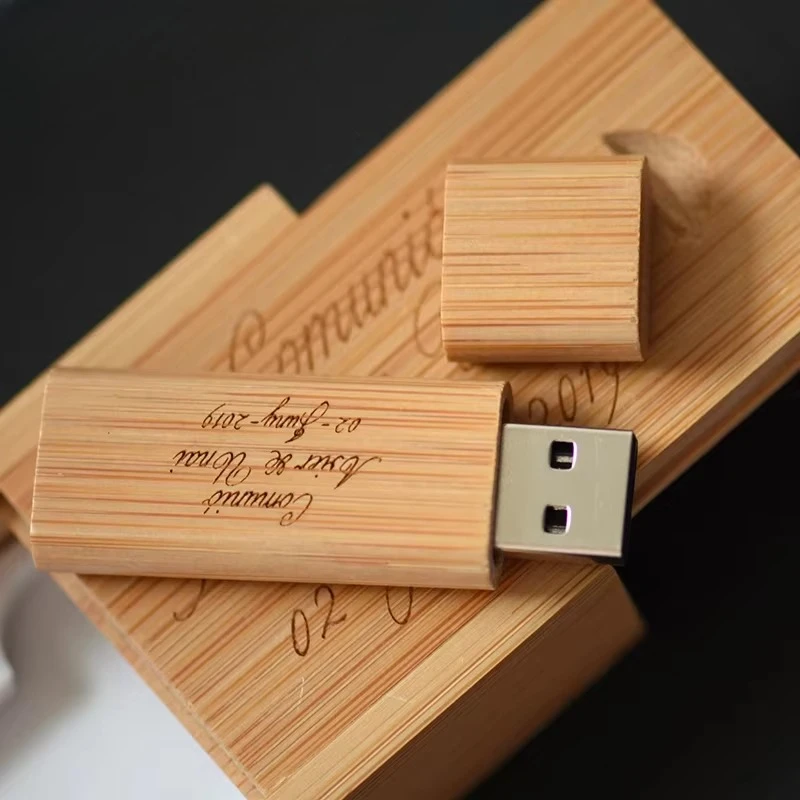 Chiavetta USB in legno da 64 GB con logo personalizzato gratuito Chiavetta USB da 32 GB in acero Regalo di nozze Memory Stick Disco U in bambù da 16 GB Archiviazione esterna da 8 GB