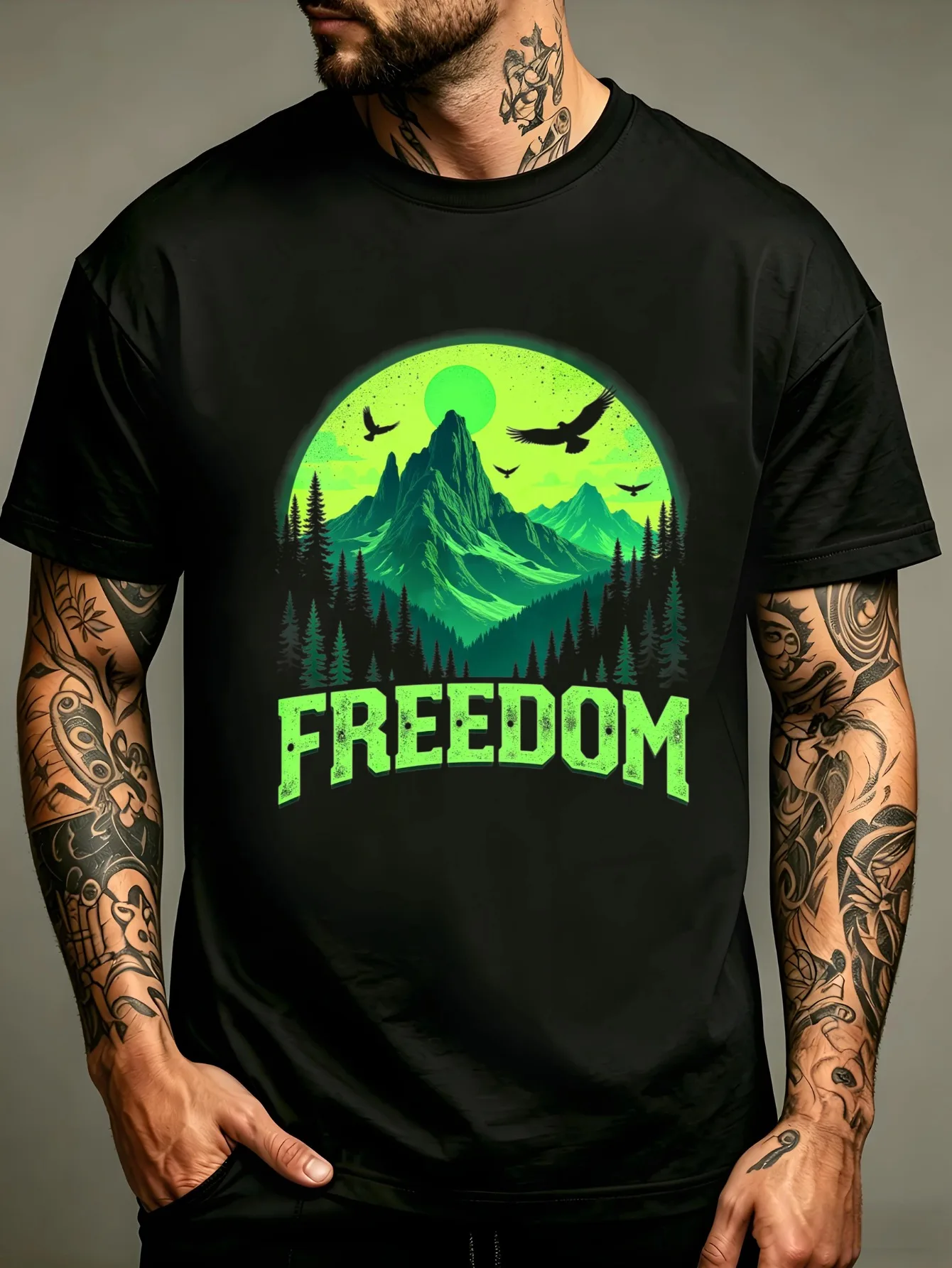 Outdoor Adventure Style Men's Crew Neck T-shirt, Loose Version 100% Fashionable and Versatile, Soft and Comfortable Fabric, Free Mountain Bird Forest Landscape Pattern, The Choice of Nature Lovers, Suitable for Both Summer and Autumn, The Perfect Gift
