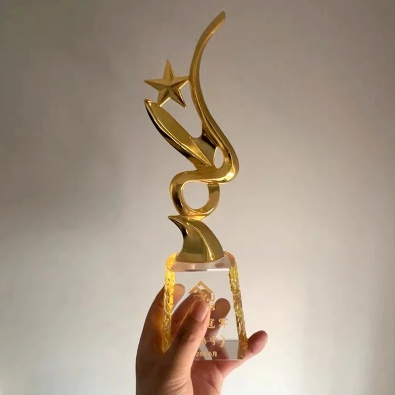 Customized Electroplated Metal Crystal Trophy Home Decoration Award Engraved Sculpture Medal High-end New Creative Souvenir, 1Pc