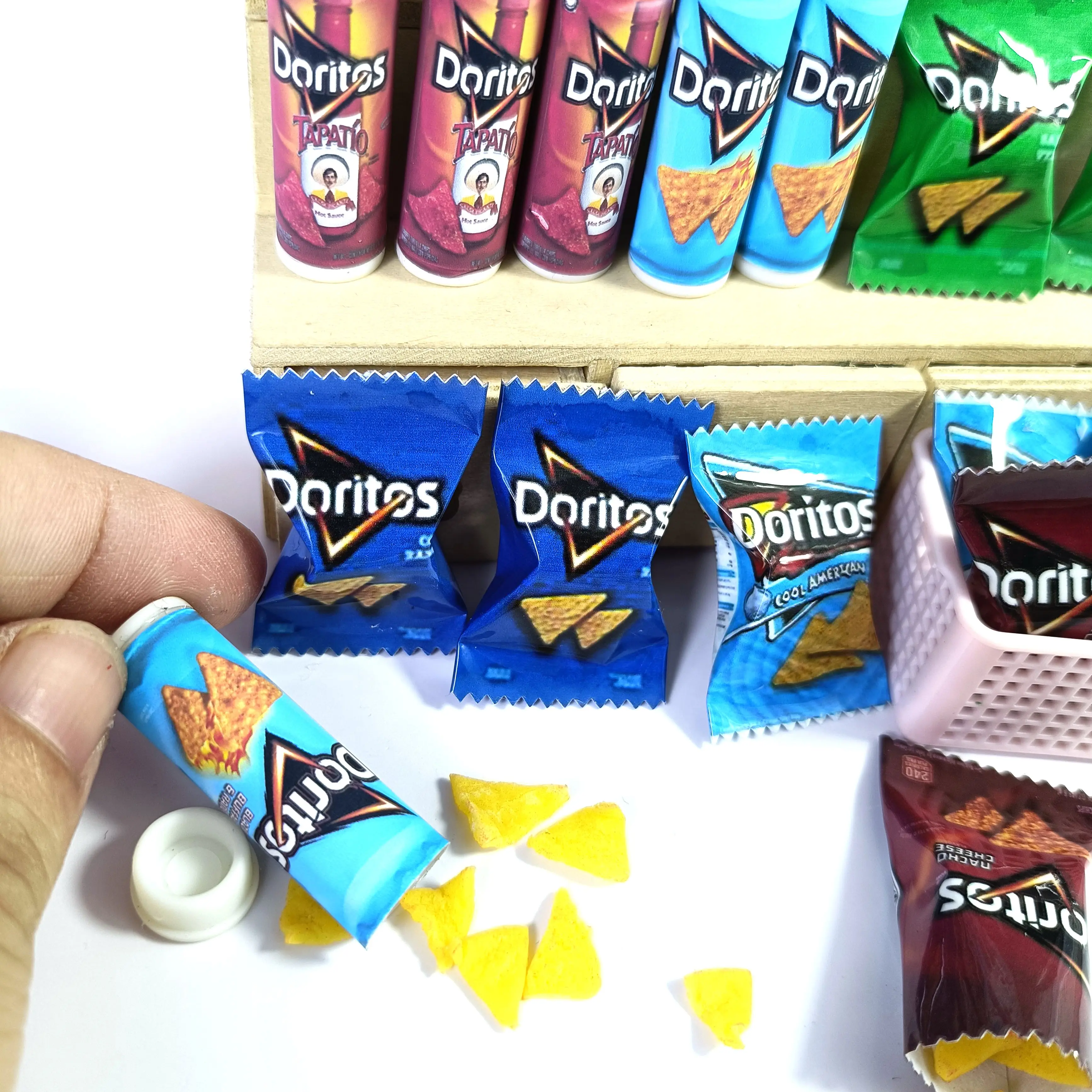 NEW 2Bag Chips 1/6 Scale Dollhouse Miniature Fried Chips Mini Pretend Food for Blyth Barbies BJD Doll House Toy birthday present