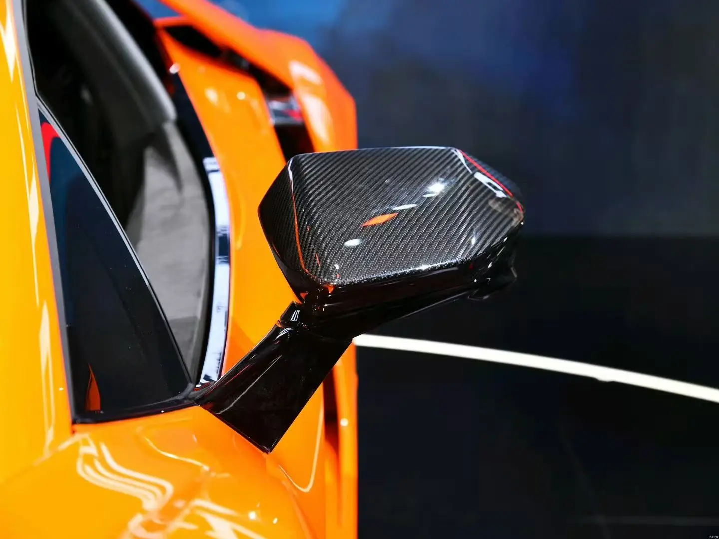 High Quality New Extendable Dry Carbon Fiber Side Mirrors For Revuelto-Fast Delivery Wholesale Price