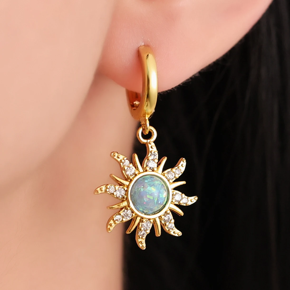 Vintage Gothic Sun Earrings Artificial Opal White/Blue Women Girls Fashion CZ Zircon Inlay Wedding Party Jewelry