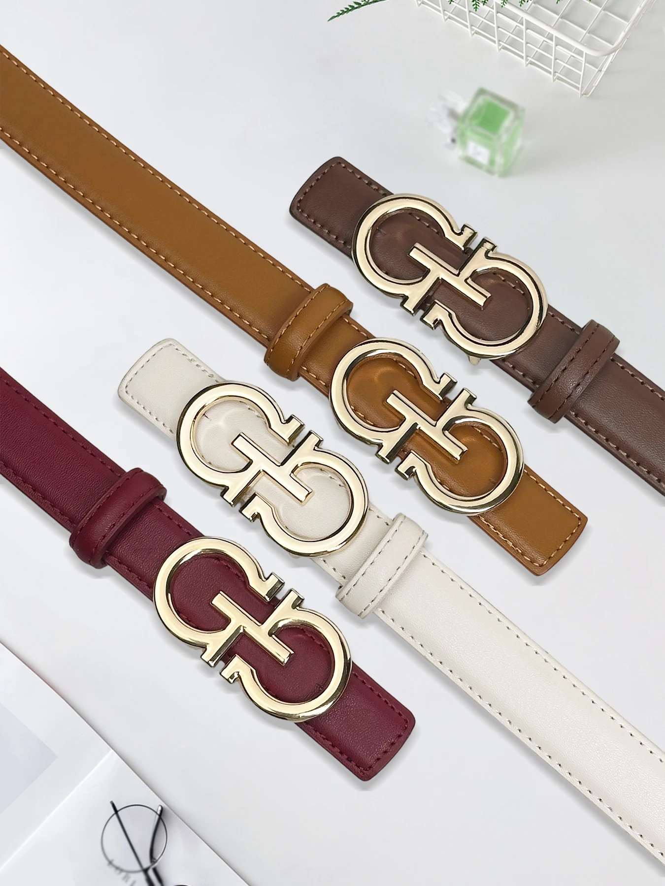 Nouvelle décoration de ceinture de luxe pour femme avec une sensation haut de gamme, disponible en plusieurs couleurs et tailles réglables