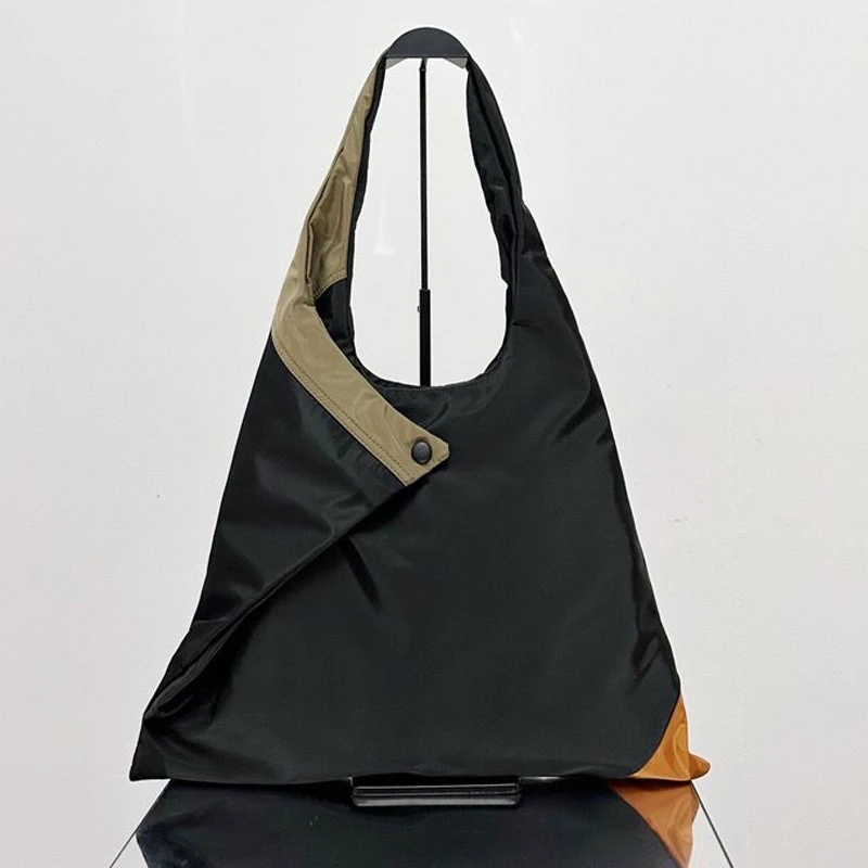 

Triangle Shape Nylon Cloth Large Capacity Hobos Bag For Women Luxury Designer Handbag Purse 2024 New In Casual Shopping Shoulder