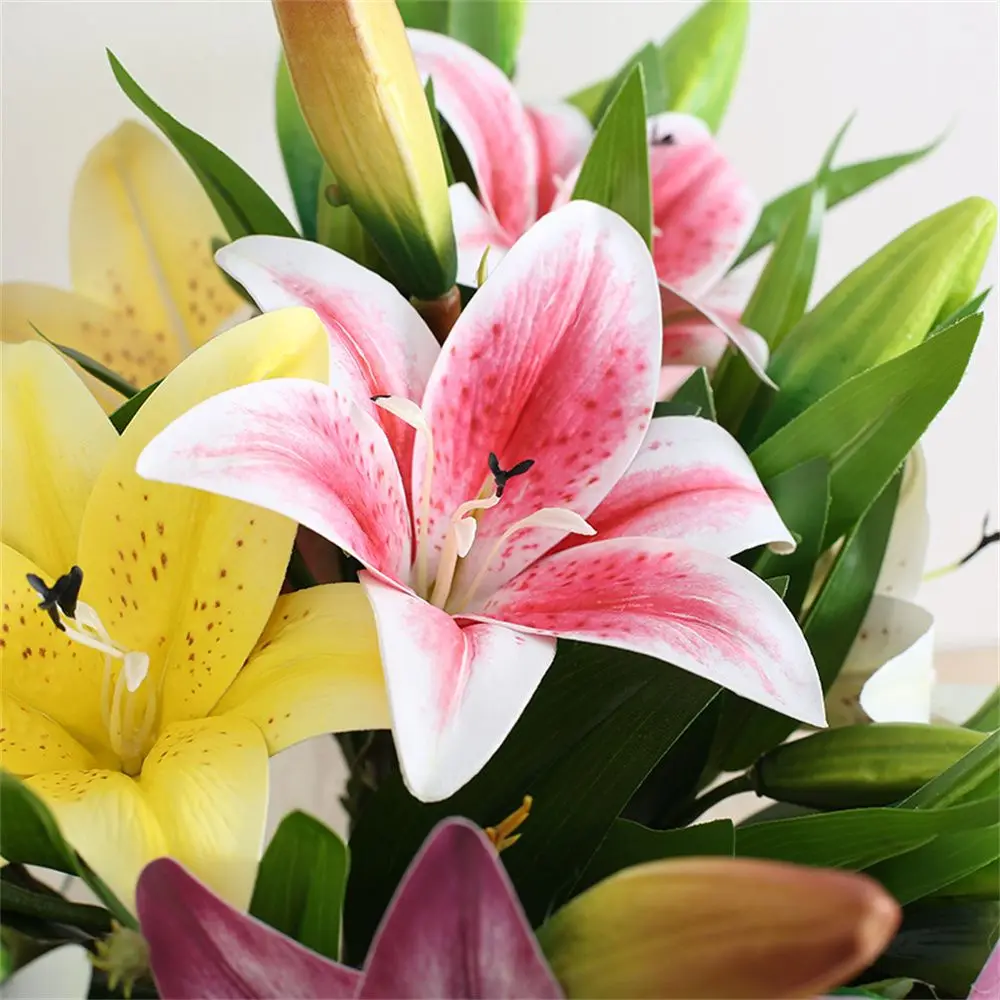 Lirio Artificial para Decoración de Bodas, Plantas Artificiales, Flor Artificial, Dos Flores y un Capullo, Lirio Falso para Decoración del Hogar y Escritorio