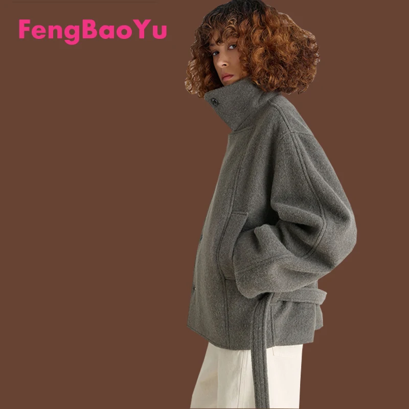 

Двустороннее шерстяное женское короткое пальто с воротником и застежкой на шнурке — модная уличная одежда на осень и зиму