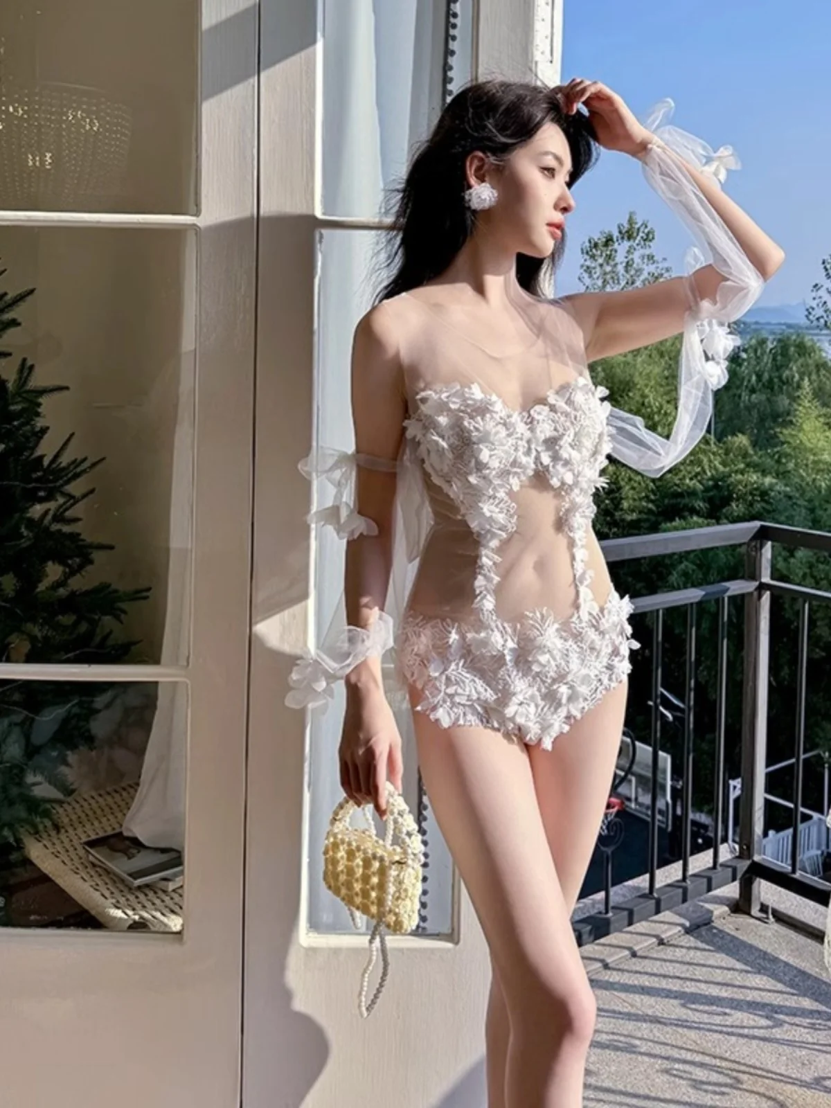 

Новый женский купальник-бикини 2025 года для термальных источников: объемные лепестки, сексуальный эффект, чистое желание