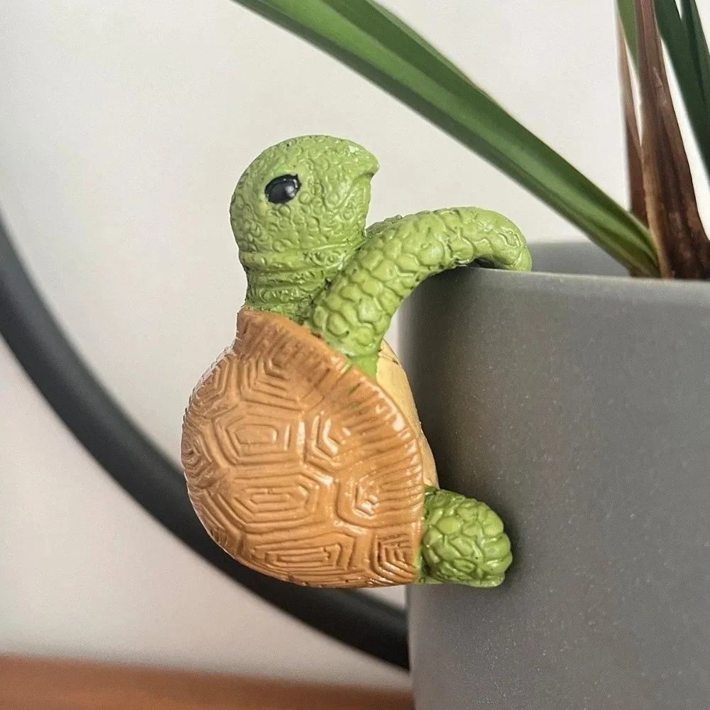 Cartoon Turtle Resin Hanging Planter Indoor/Outdoor Decor Living Room Climbing Turtle Courtyard Decoration Turtle Statue