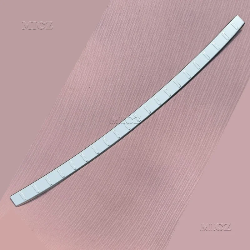 

For Volvo XC60 2018 - 2025 Silver/Black Car Accessories Door Sill Rear Bumper Protector Sill Trunk Tread Plate Trim
