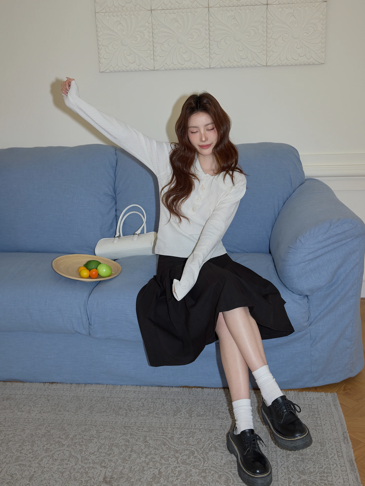 

Chaocha Home Design Sensation Beige Button Knitted Sweater Women's Spring Turn-down Collar High-ade Leisure Top