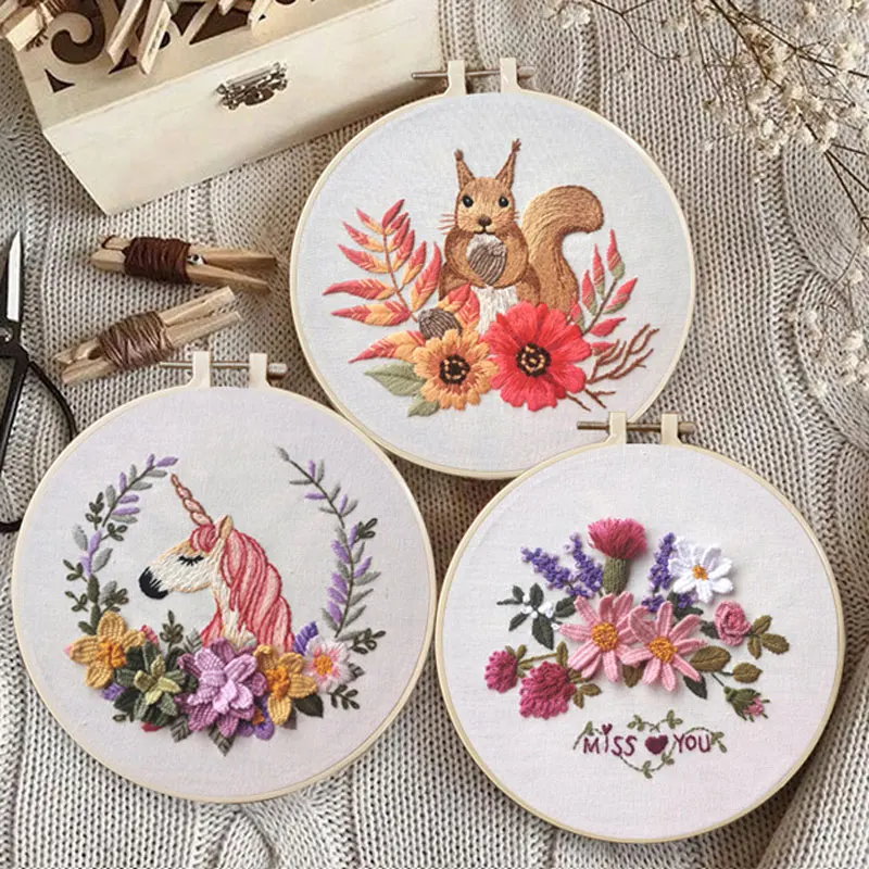 

Embroidery Kit Flower Squirrel Embroidery Starter Set Plants Cross Stitch Kit Needlework Tools DIY Handmade Craft Home Decor
