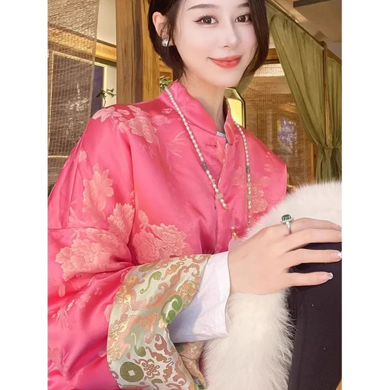 

Новый китайский женский розовый костюм Sle на раннюю весну, элитный сенсационный супер красивый национальный костюм Sle Tang на пуговицах...