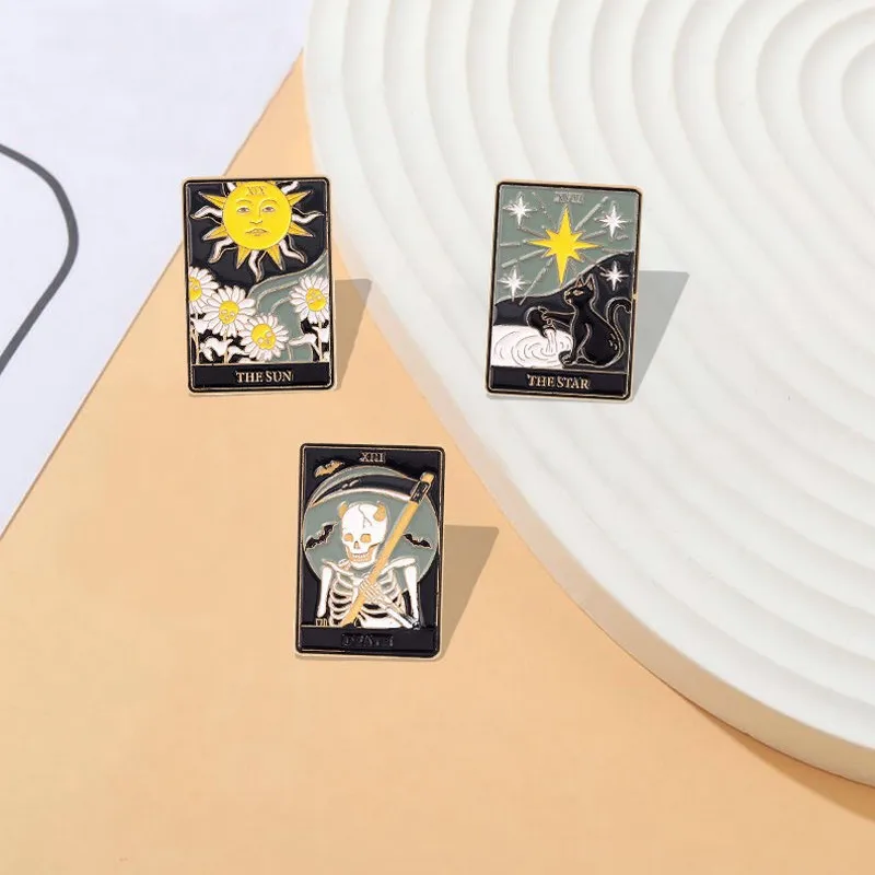 Tarot Enamel Pins Custom Sun Moon Stars Gothic Skeleton Lover Brooches Lapel Badges Bag Punk Dark Witch Jewelry Gift for Kids