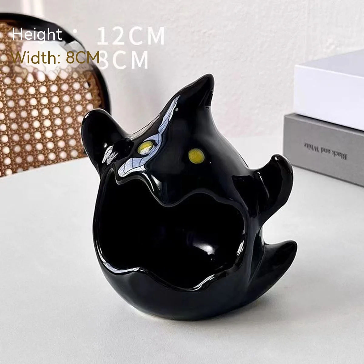 Funny cartoon ghost ashtray cute ghost candlestick decoration decoration American ceramic living room aromatherapy wax