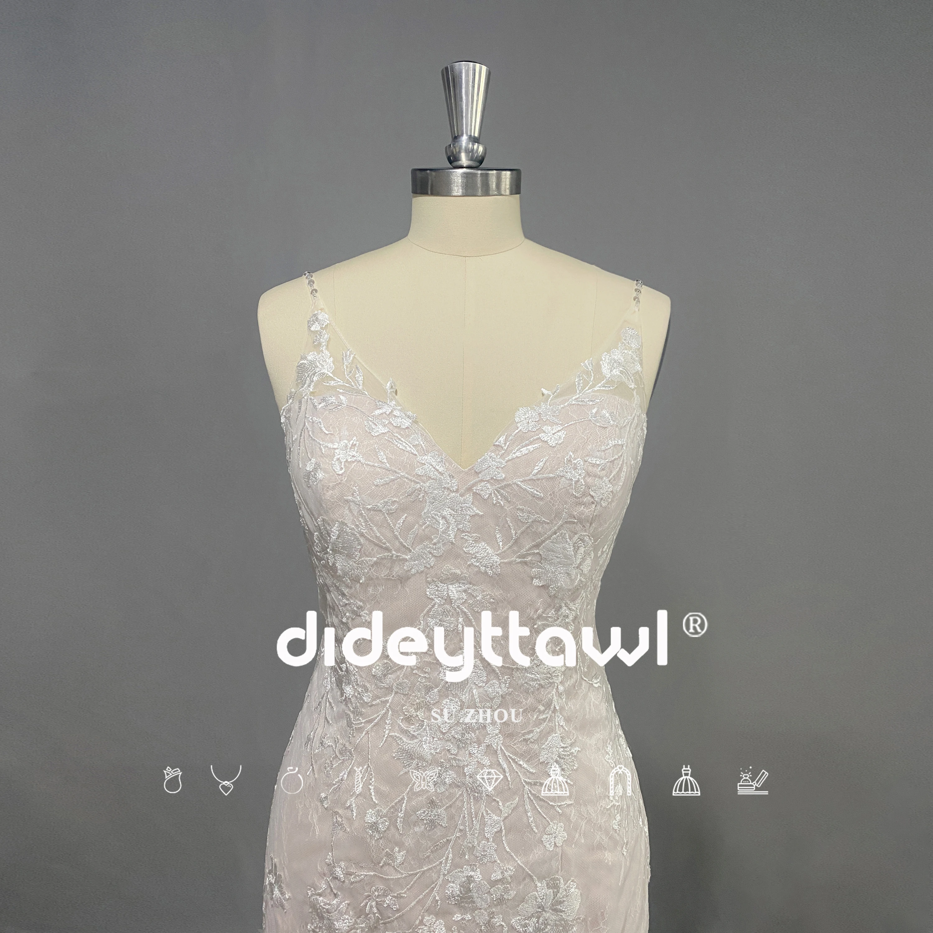 DIDEYTTAWL Real Photo Lace Appliques Mermaid Wedding Dresses V Neck Lace Spaghetti Strap Trumpet Bridal Gown Vestido De Novia