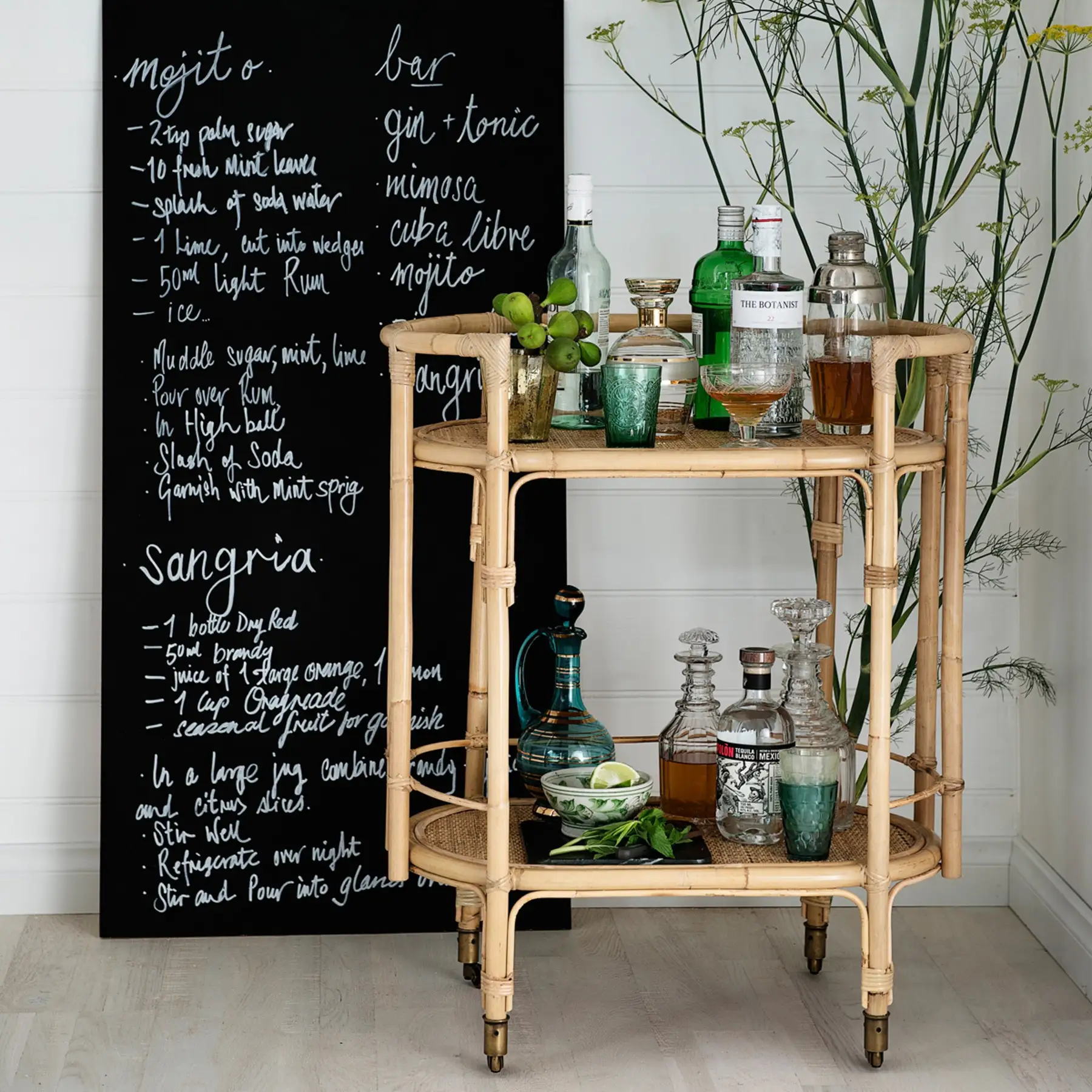 

Винтажная антикварная тележка на колесиках из ротанга, сервировочная тележка, мобильная тележка для закусок для вечеринок