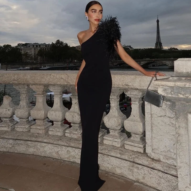 

​2025 One Shoulder Feather Trim Maxi Dress Bodycon Stretch Evening Gown Slit Dress With Lace Applique Women Formal Party Gown