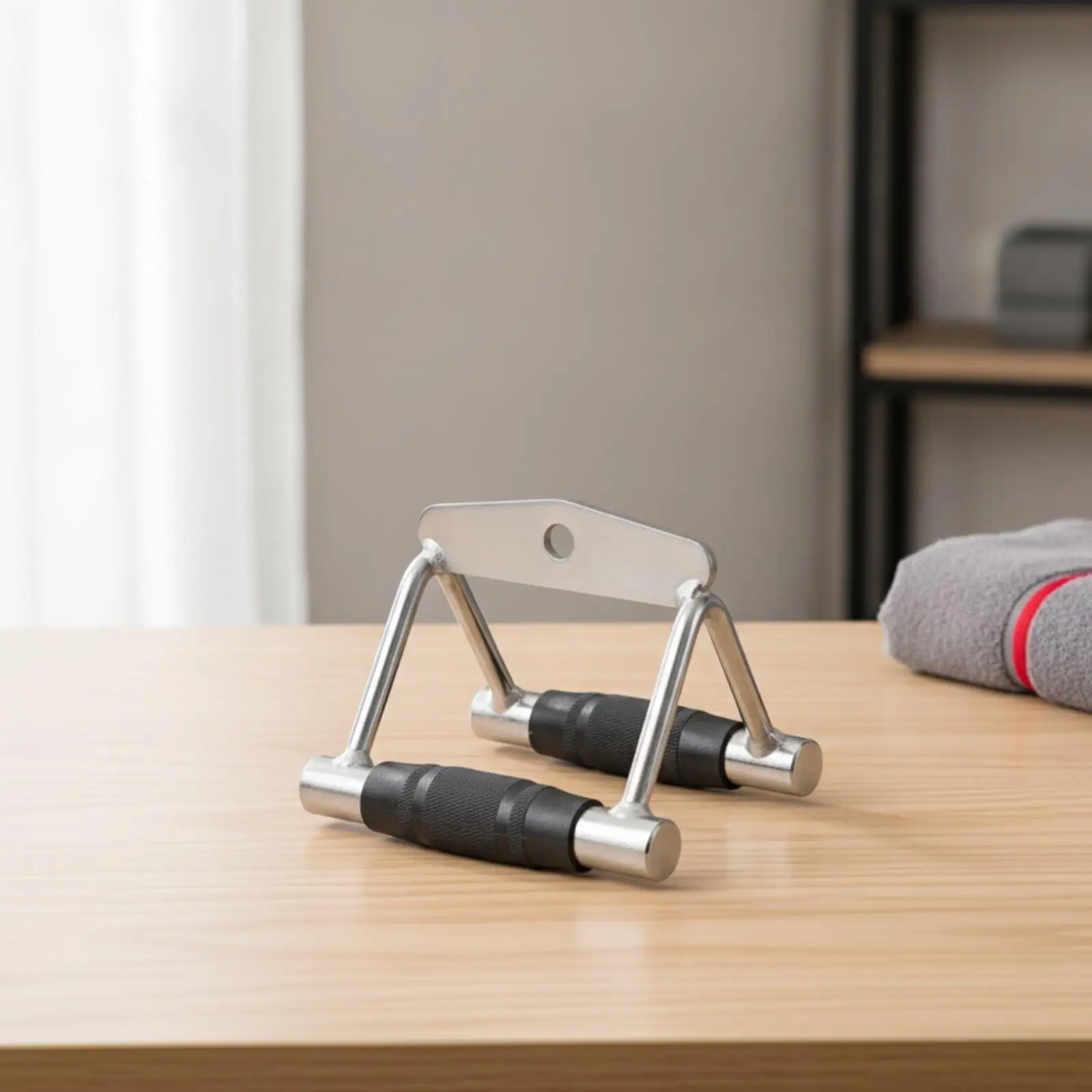 fitness-equipment-handle-horizontal-bar-grip-pulley-cable-gym-accessory-for-weight-lifting-and-rowing-exercises