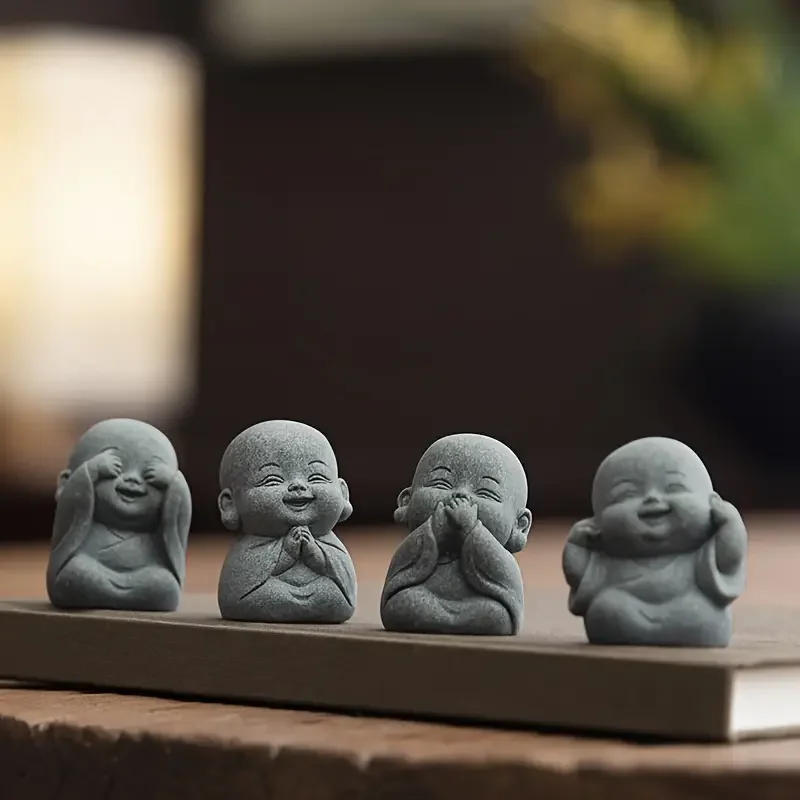 4er-Pack süße Mönchsfiguren – Mini-buddhistische Dekoration für Teetisch/Garten, bezaubernde Sandelholzpuppen für Mikrolandschaft