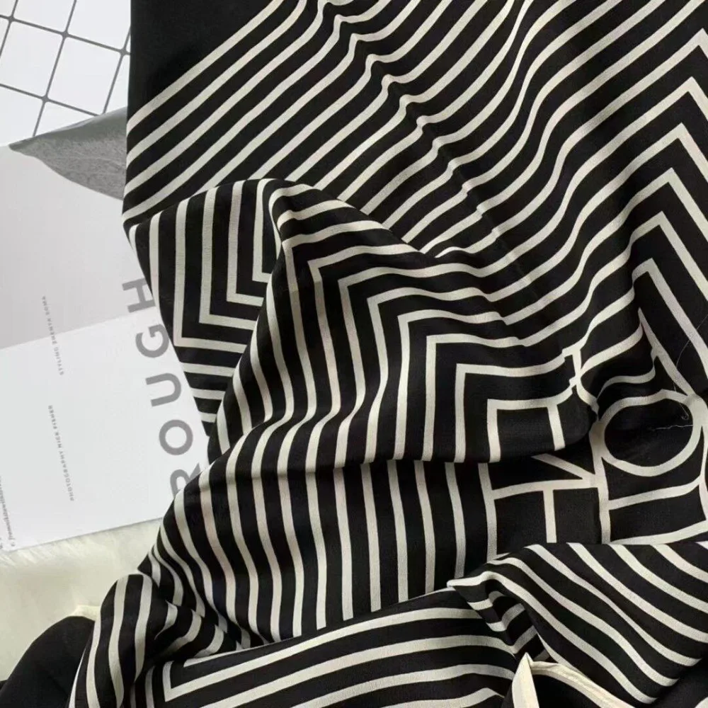 Women Toteme Style Geometric Striped Silk Scarf Minimalist Square Neckerchief Luxury Headband Neck Wrap Fashion Accessory