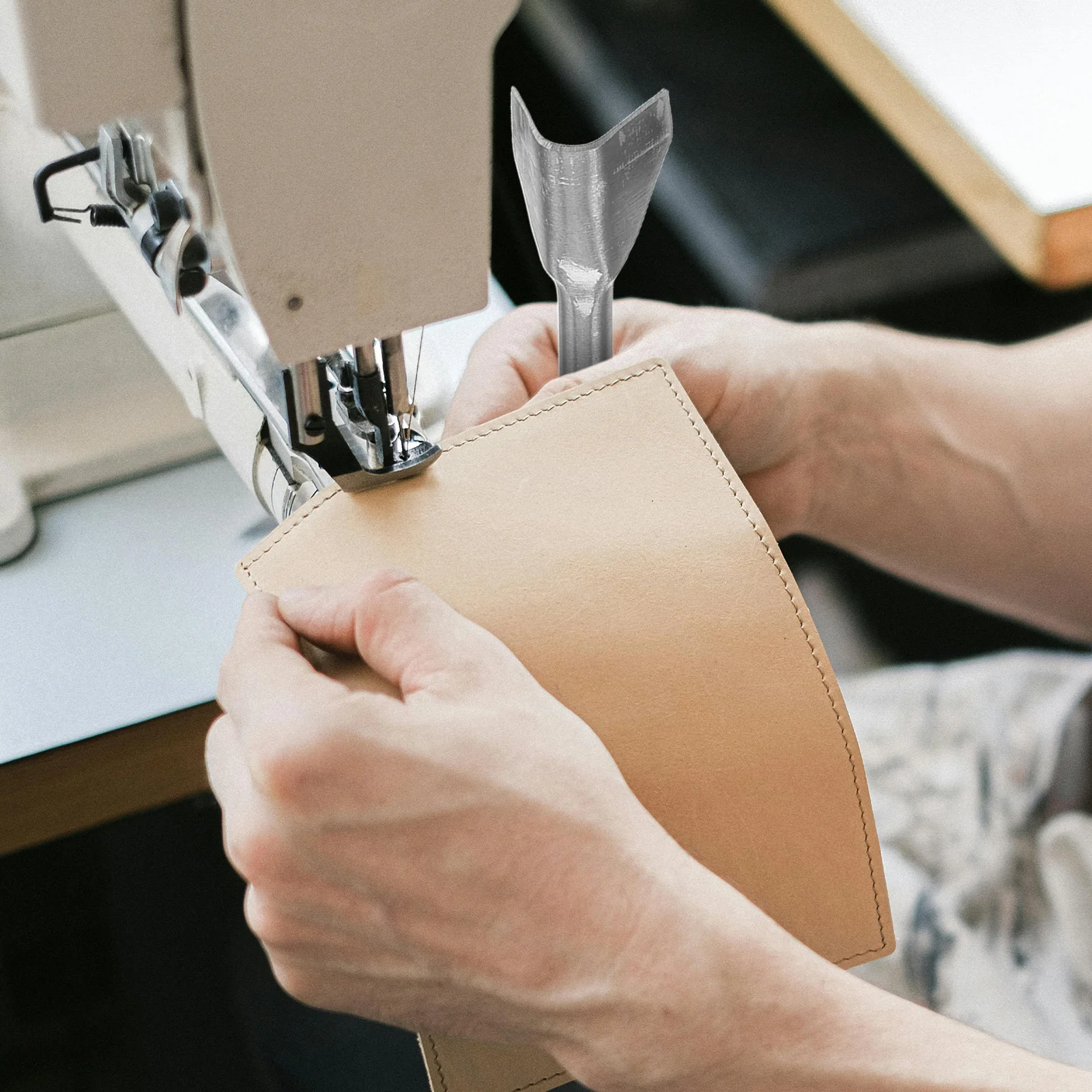 

1 комплект V-образного перфоратора, прочный режущий инструмент для резки ремня, отделка кромок сумки, ручной перфоратор, набор для изготовления ремня