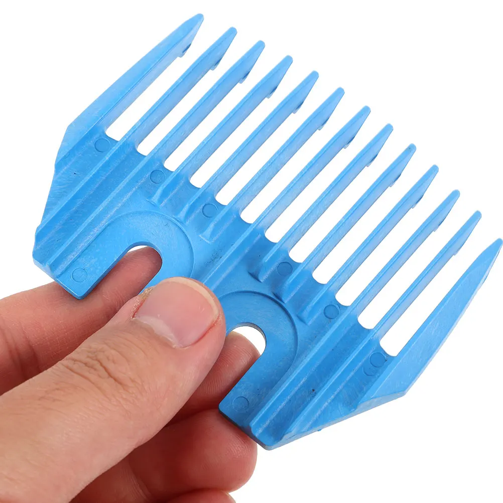 

2pcs Wool Shear Positioning Comb Detachable Trimmer Guide Shaver Attachment Clipper Plastic Grooming Tool for Goat Sheep