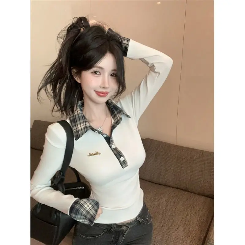 Preppy Polokragen Kariertes Langarm-Layered-T-Shirt für Damen, Fake Zweiteiler Basic Top mit V-Ausschnitt, Knopfbluse, Besticktes Oberteil