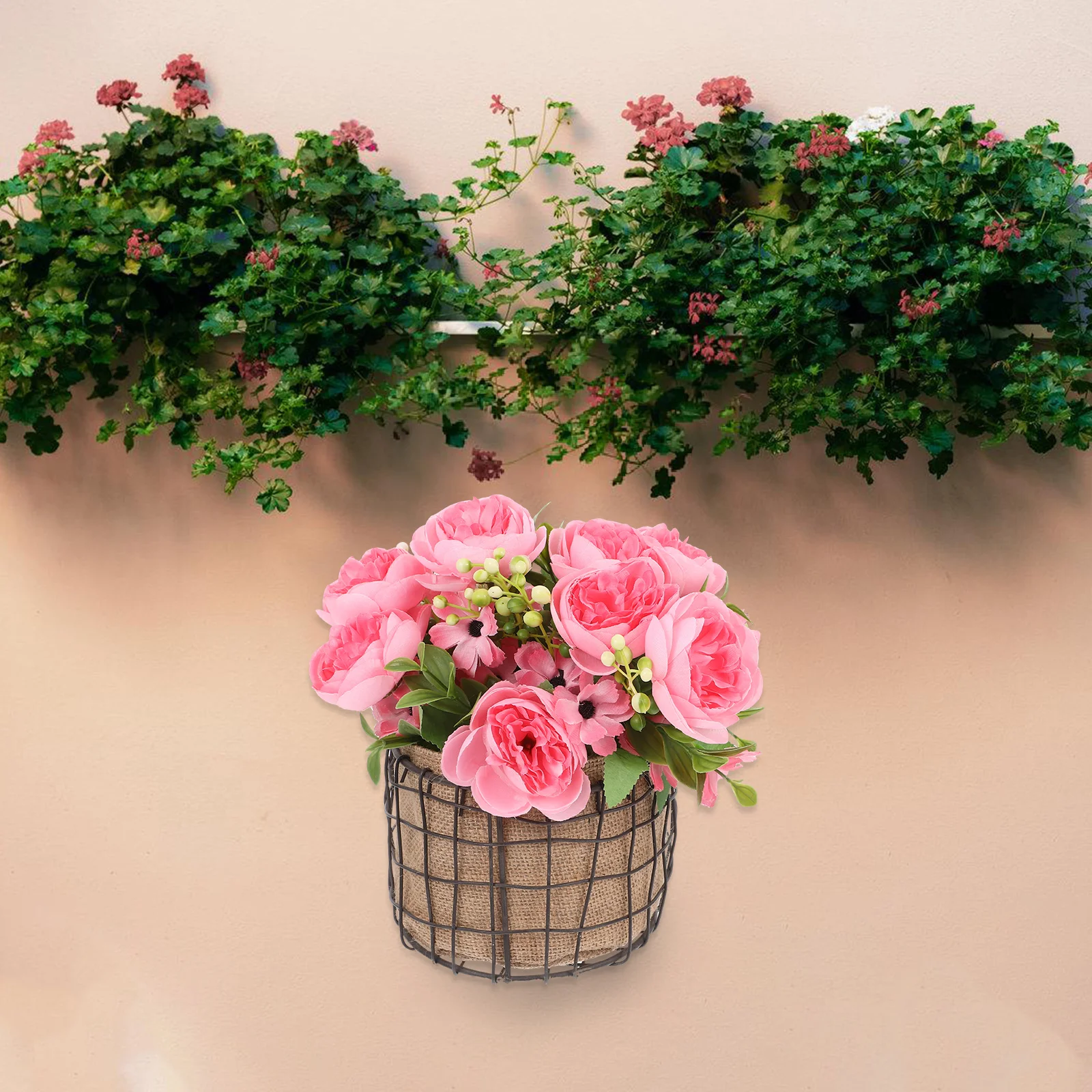 

Iron Wire Half Round Hanging Wall Basket Vintage Wall Mounted Flower Plant Holder Linen Liner Hanging Storage Basket for Garden