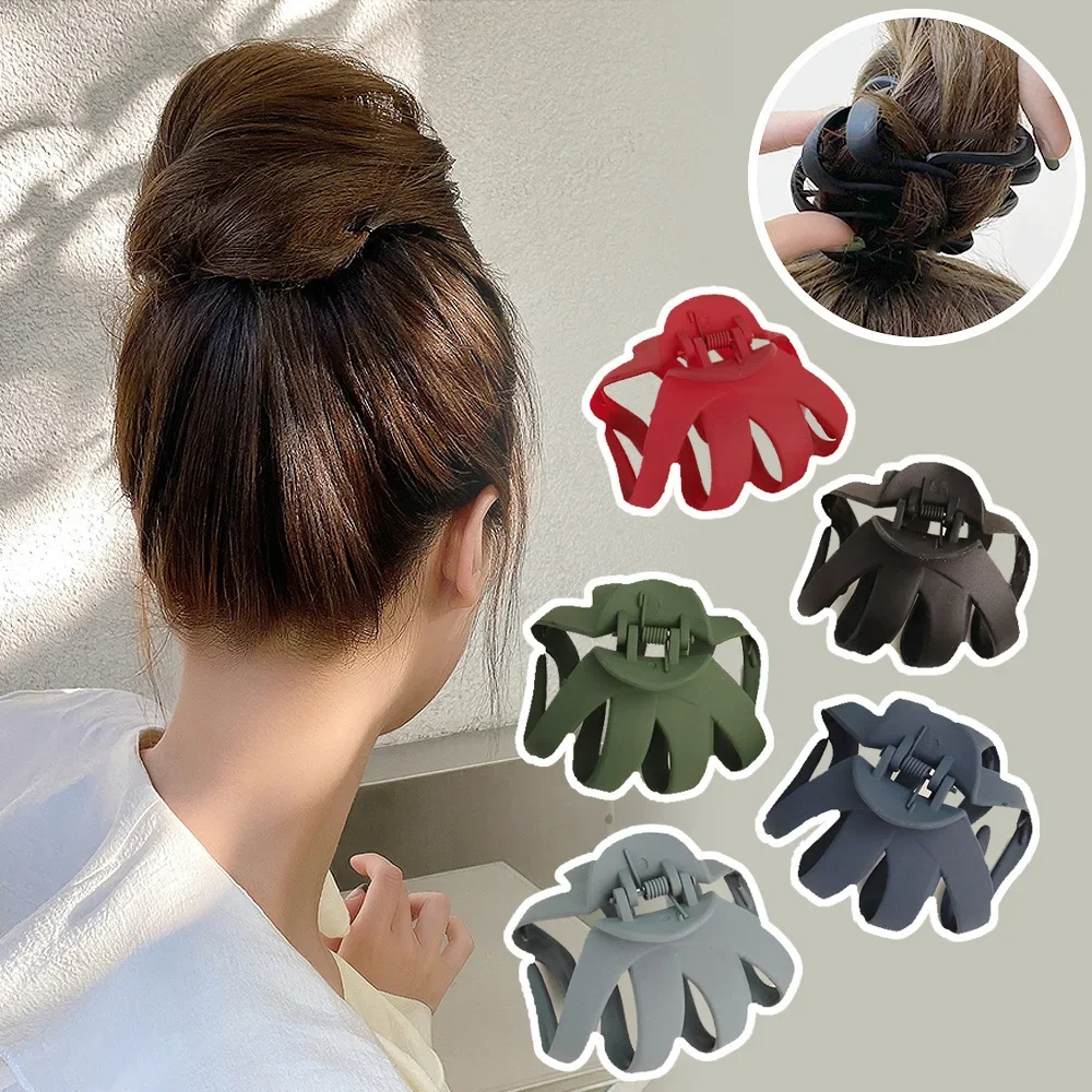 Muweordy Creative Octopus Hair Claw Large Size Shark Clip Headwear Women Claw Clips Daily Hair Styling Hair Accessories for Girl