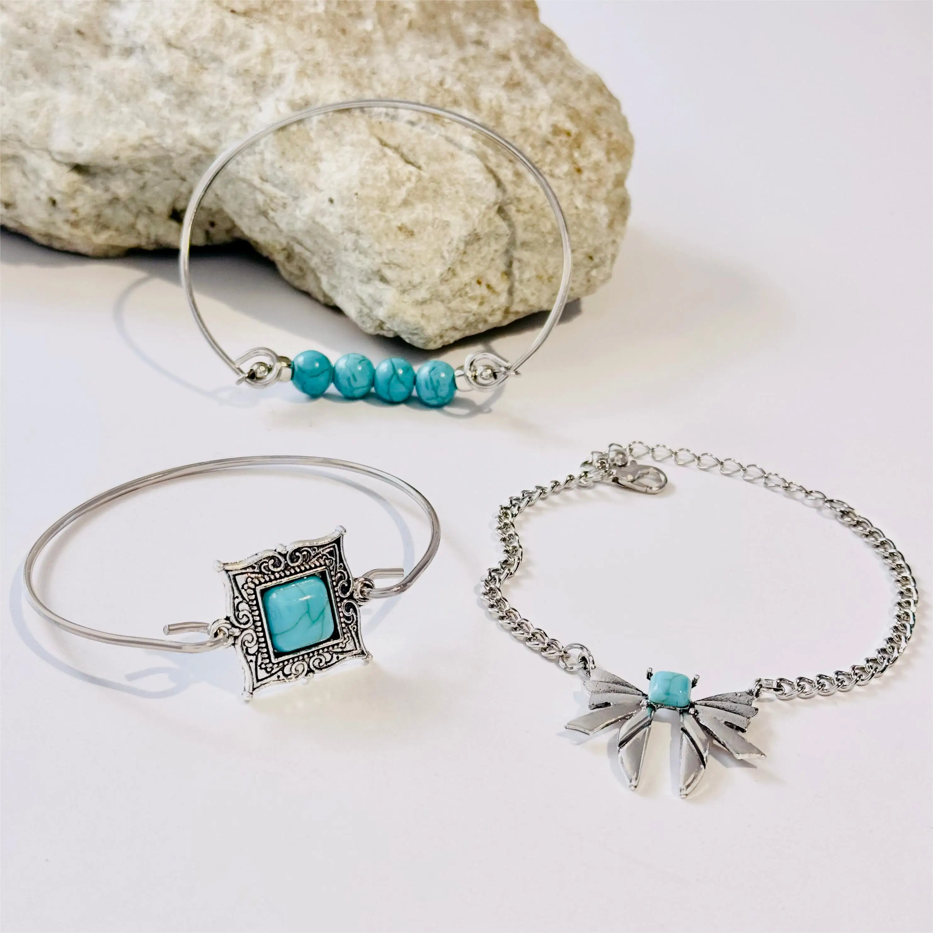Tocona Vintage Blue Stone Butterfly Bracelet Set for Women Classic Flower Feather Bangle Adjustable Jewelry Party 5pcs/set 26428