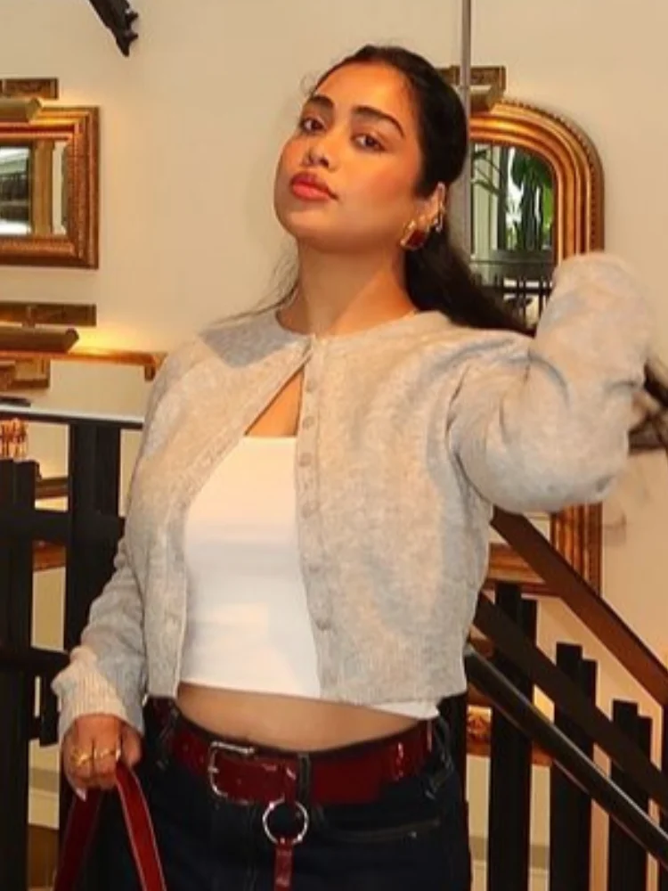 

Casual Solid Knitted Cardigan Women Fashion Round Neck Long Sleeve Slim Short Swearter Lady Winter Commute Street Knitwear New