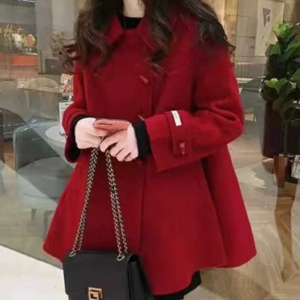 Wine red horn buckle wool coat women's new autumn and winter cape loose show thin man wool coat