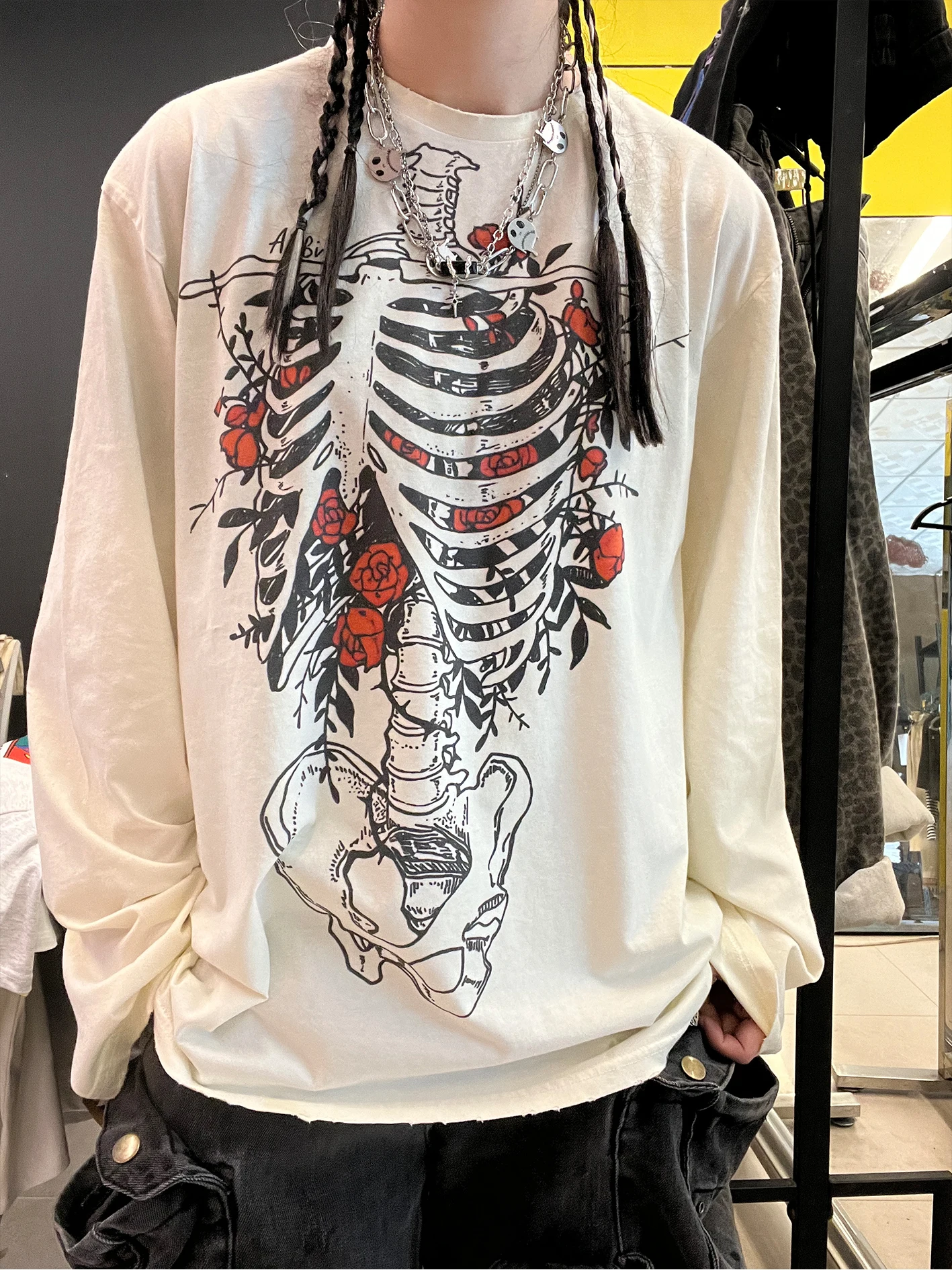 

Couple's Loose Fit T-Shirts Wang Studio Bone Flower Vintage Design Unisex Cotton Spandex Casual Wear Spring 2025