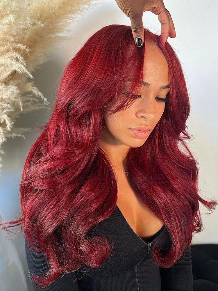 Perruques en cheveux humains ondulés 99J, 34 pouces, perruque frontale HD 13x4 en dentelle, cheveux Remy bouclés, style ondulé avec baby hair, aspect naturel