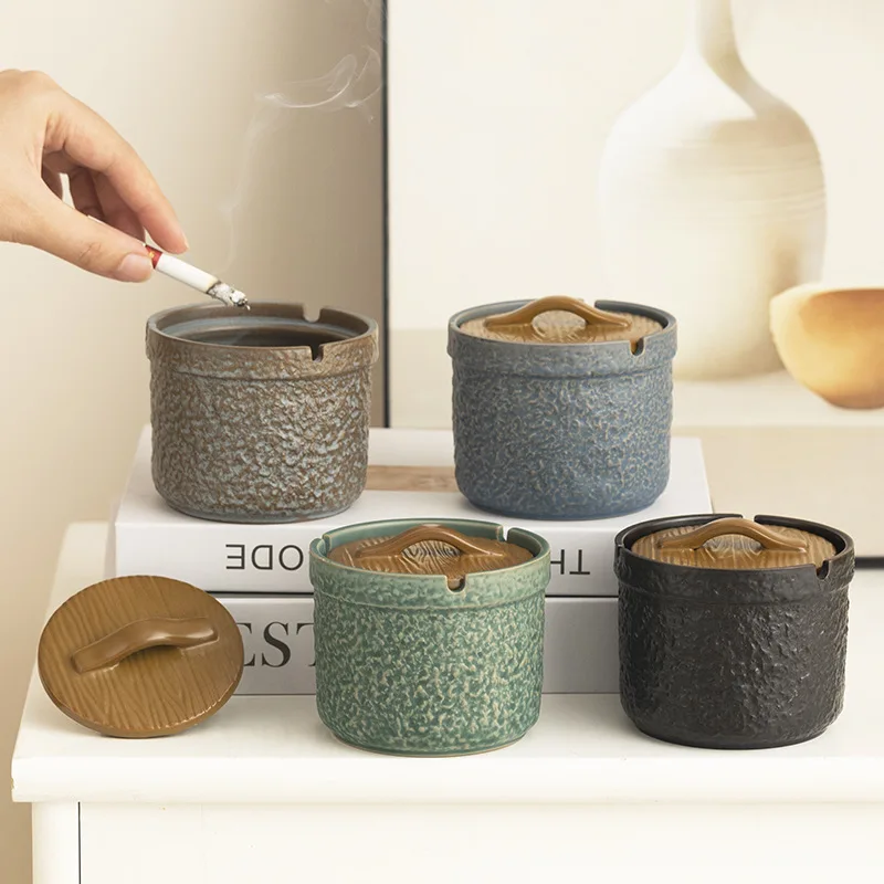 

Creative Ceramic Ashtray with Lid Desktop Decoration Dust-proof Large Capacity Car Ashtray Modern Household Ashtray Storage Jar