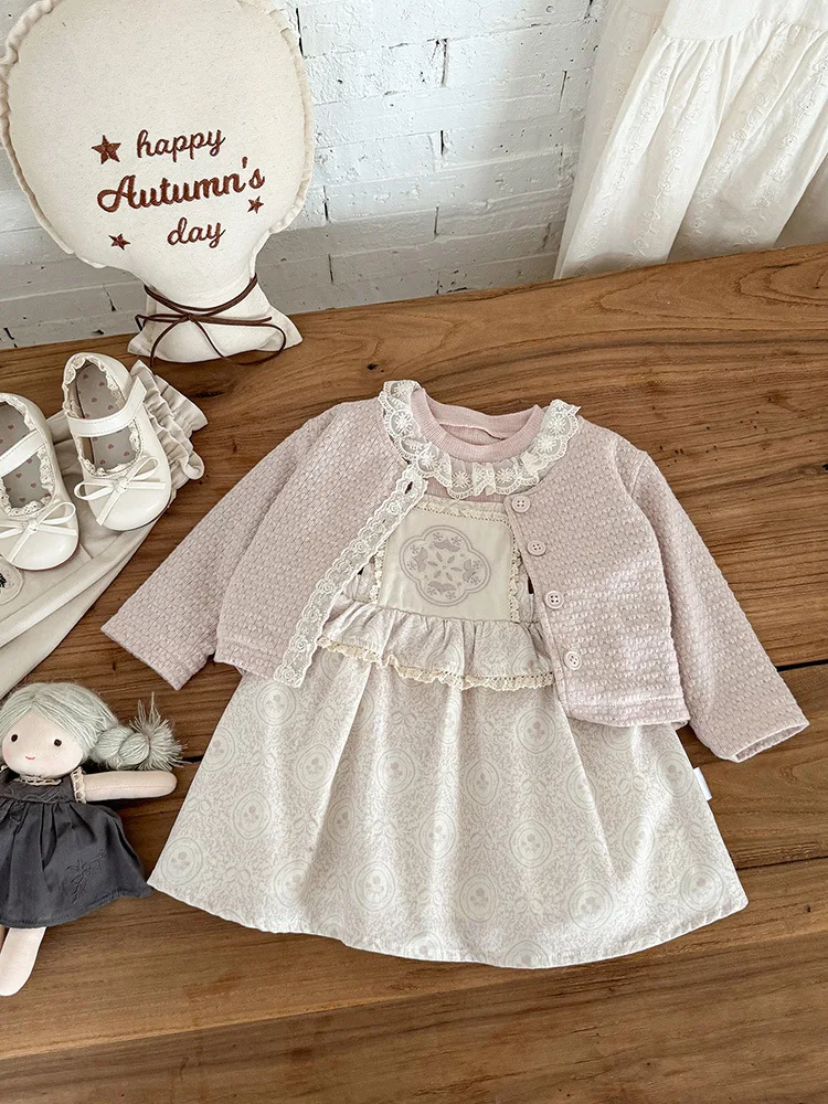 

Girls' Autumn New Set Baby Girl Lace Patchwork Strap Dress Two-Piece Set Infant Base Shirt aClass