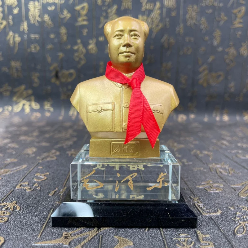 

New Small Handicraft with Crystal Base Chairman Mao Commemorative Ornament with Box Office Decoration Handicraft