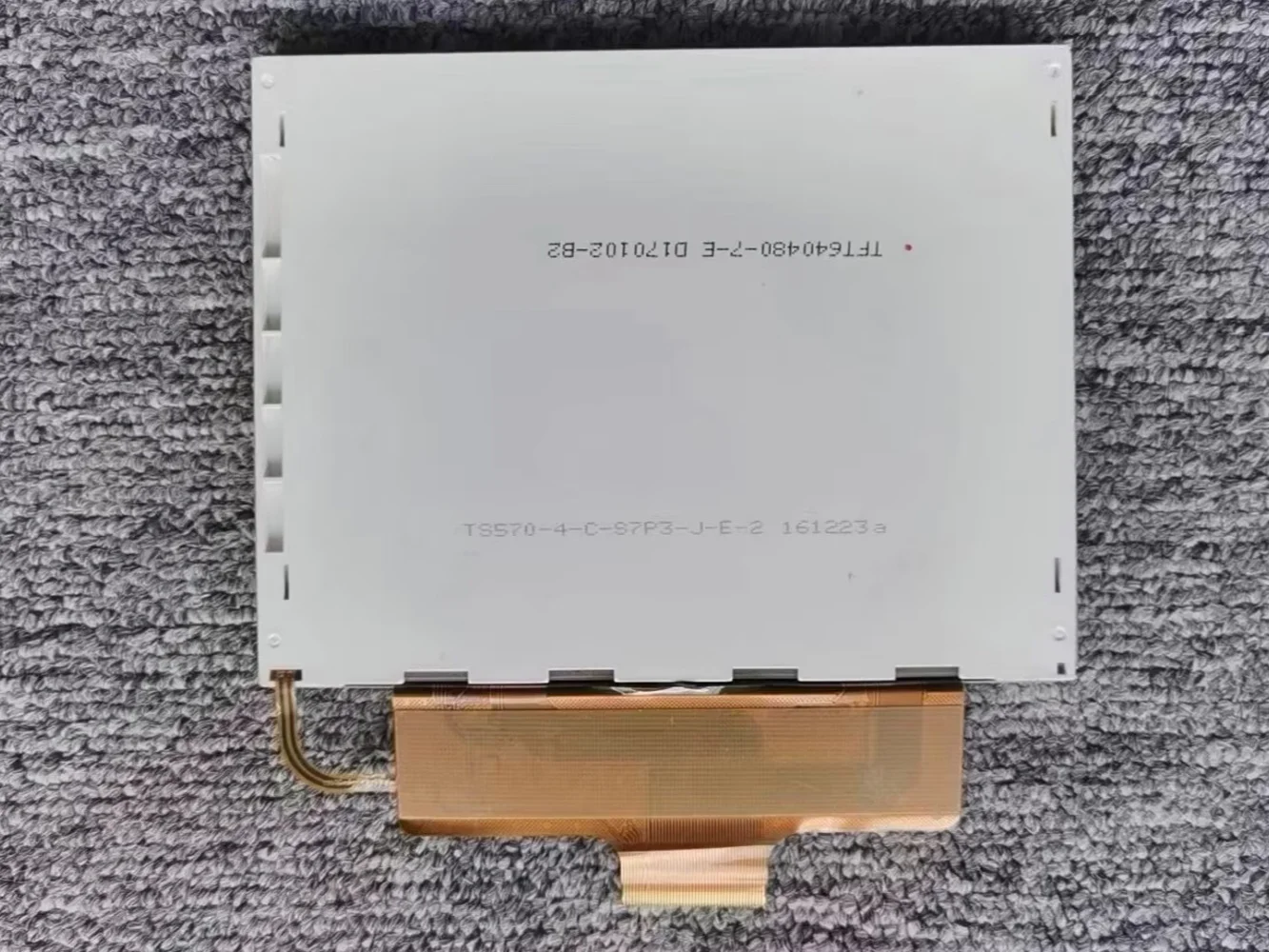 

100% оригинальный ЖК-экран TFT640480-7-E