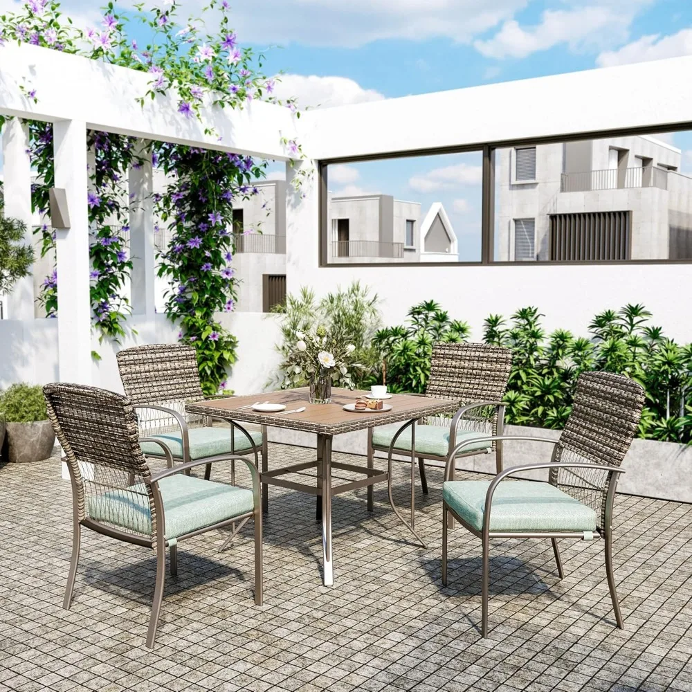 طقم طعام فناء مكون من 5 قطع مقاوم للطقس باللون الأخضر مع طاولة وكراسي من الروطان PE، وسائد مريحة، سهلة الصيانة