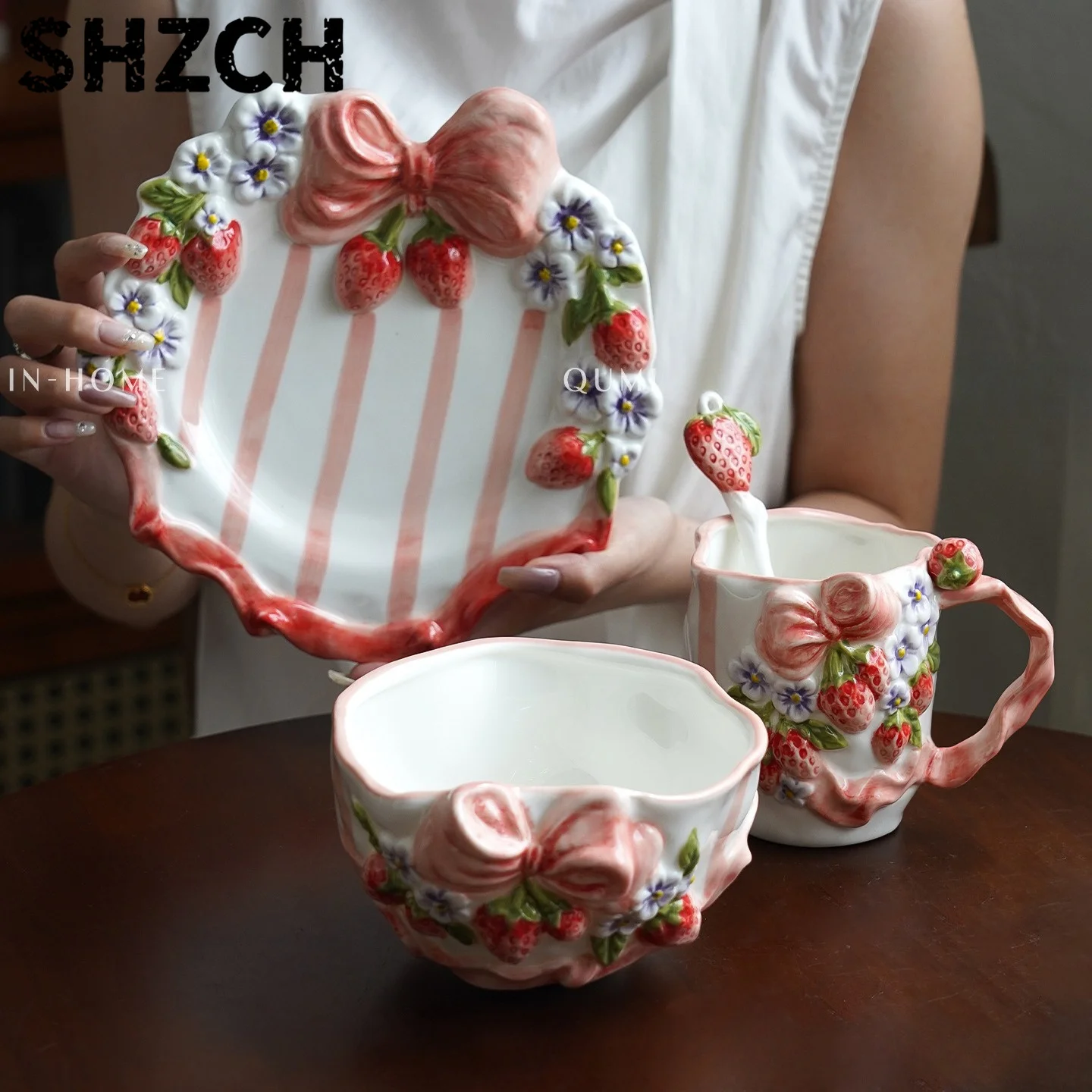 Creative Christmas Berry Bow Cup Plate Ceramic Cup Plate Bowl Set Household Afternoon Tea Mug