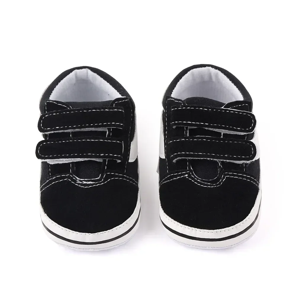 Chaussures classiques noires pour bébés garçons, chaussures de sol antidérapantes, chaussures de marche pour tout-petits, baskets décontractées en toile à semelle souple, taille 0-18M