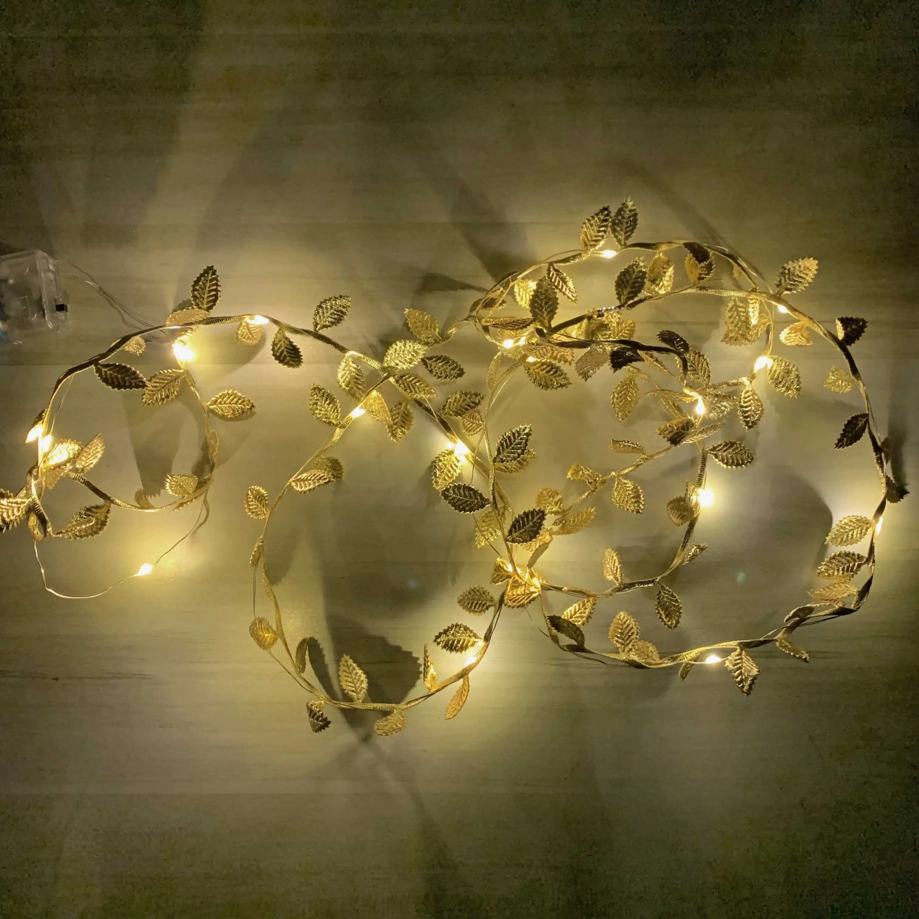 2M 20LED Golden Leaves String Fairy Lights For Wedding Birthday Party Decoration Home Garden Artificial Plant Garland Vine Light